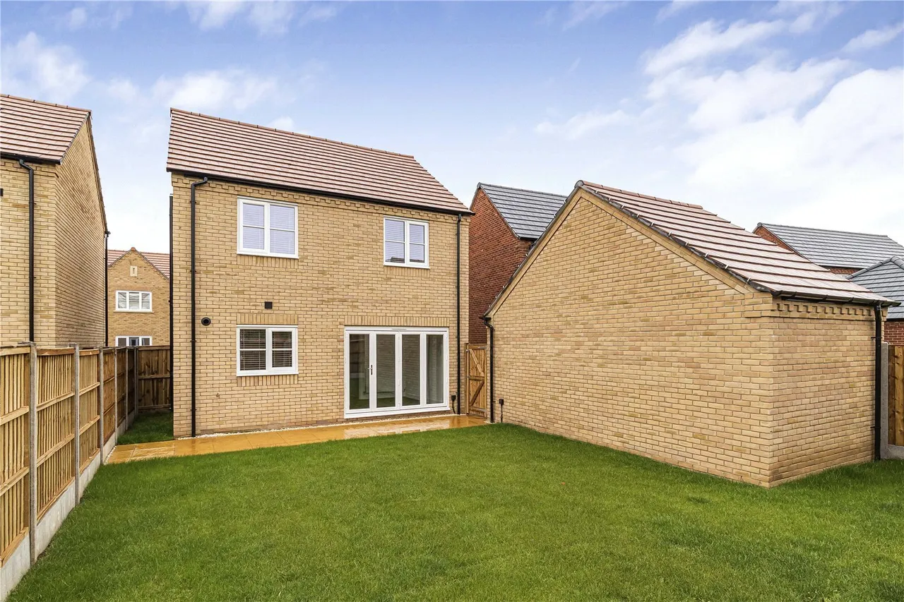 Sarll Way, Alconbury Weald, PE28, photo 9