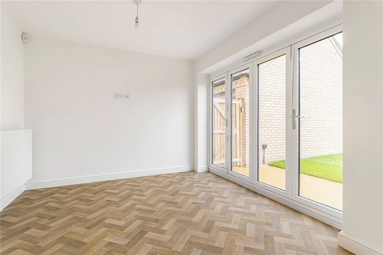 Sarll Way, Alconbury Weald, PE28, photo 4