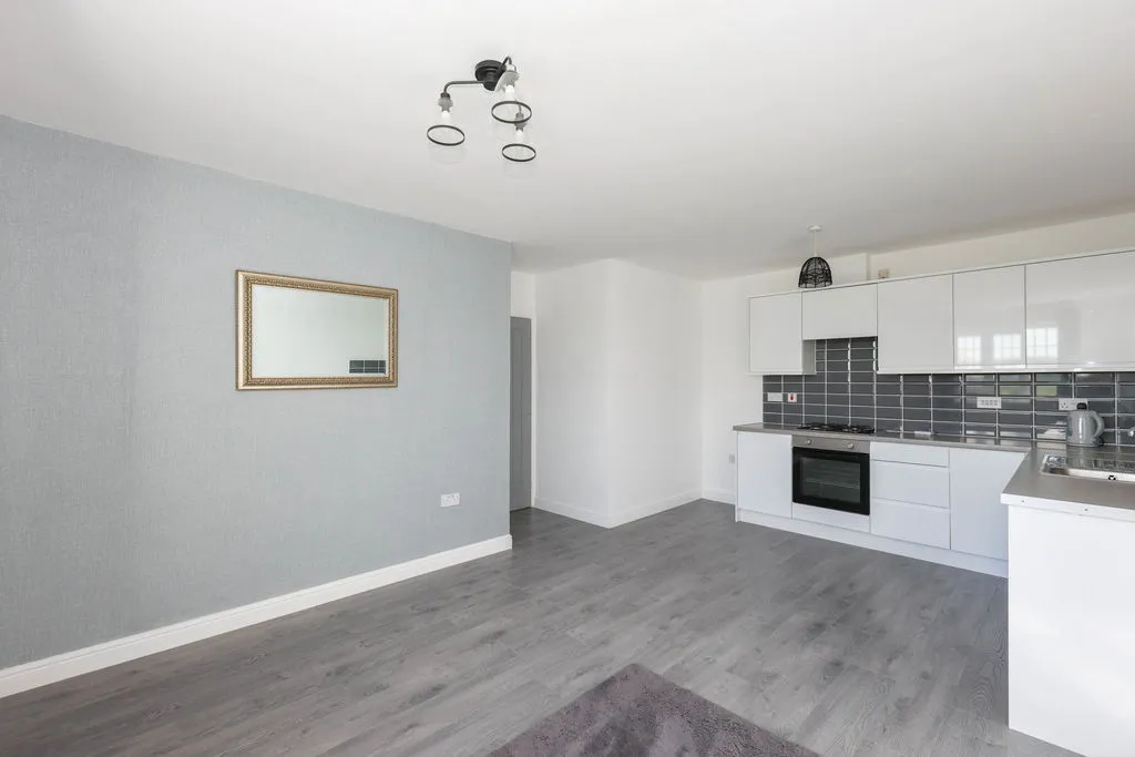 Coppy Bridge Drive, Rochdale OL16 3AR, photo 2