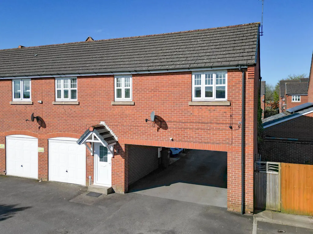2 bed house for sale — Coppy Bridge Drive, Rochdale OL16 3AR