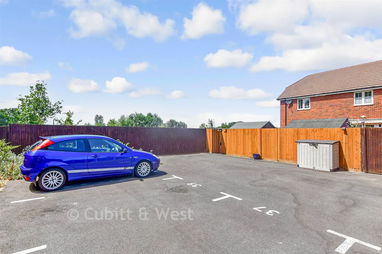 Shipwrights Close, Emsworth, PO10, photo 12
