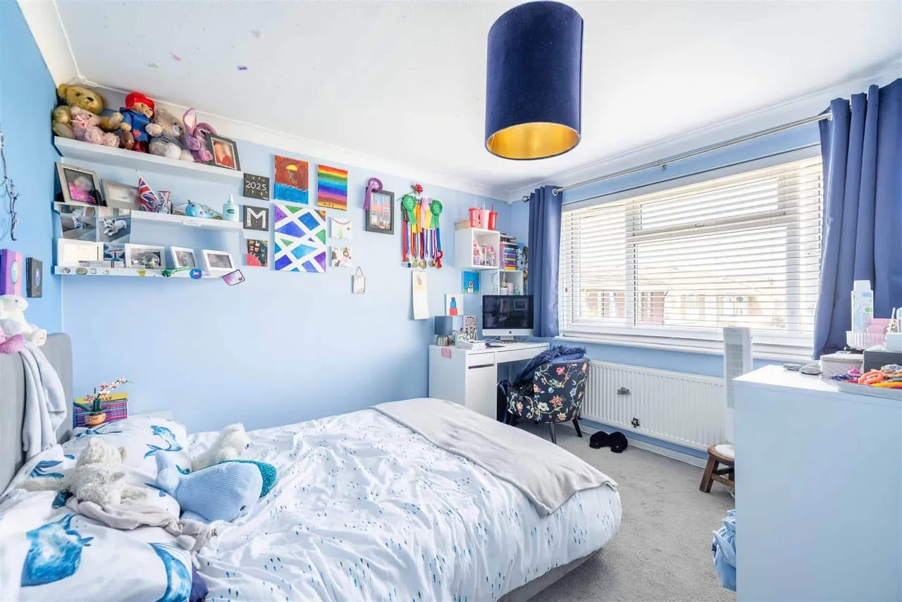 Pierson Road, Windsor, Berkshire, SL4 5RE, photo 9