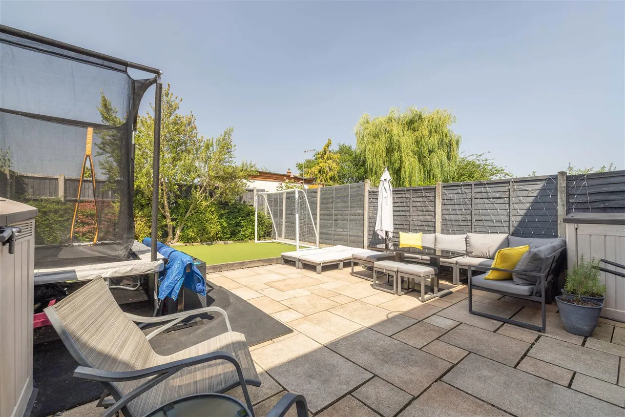 Pierson Road, Windsor, Berkshire, SL4 5RE, photo 14