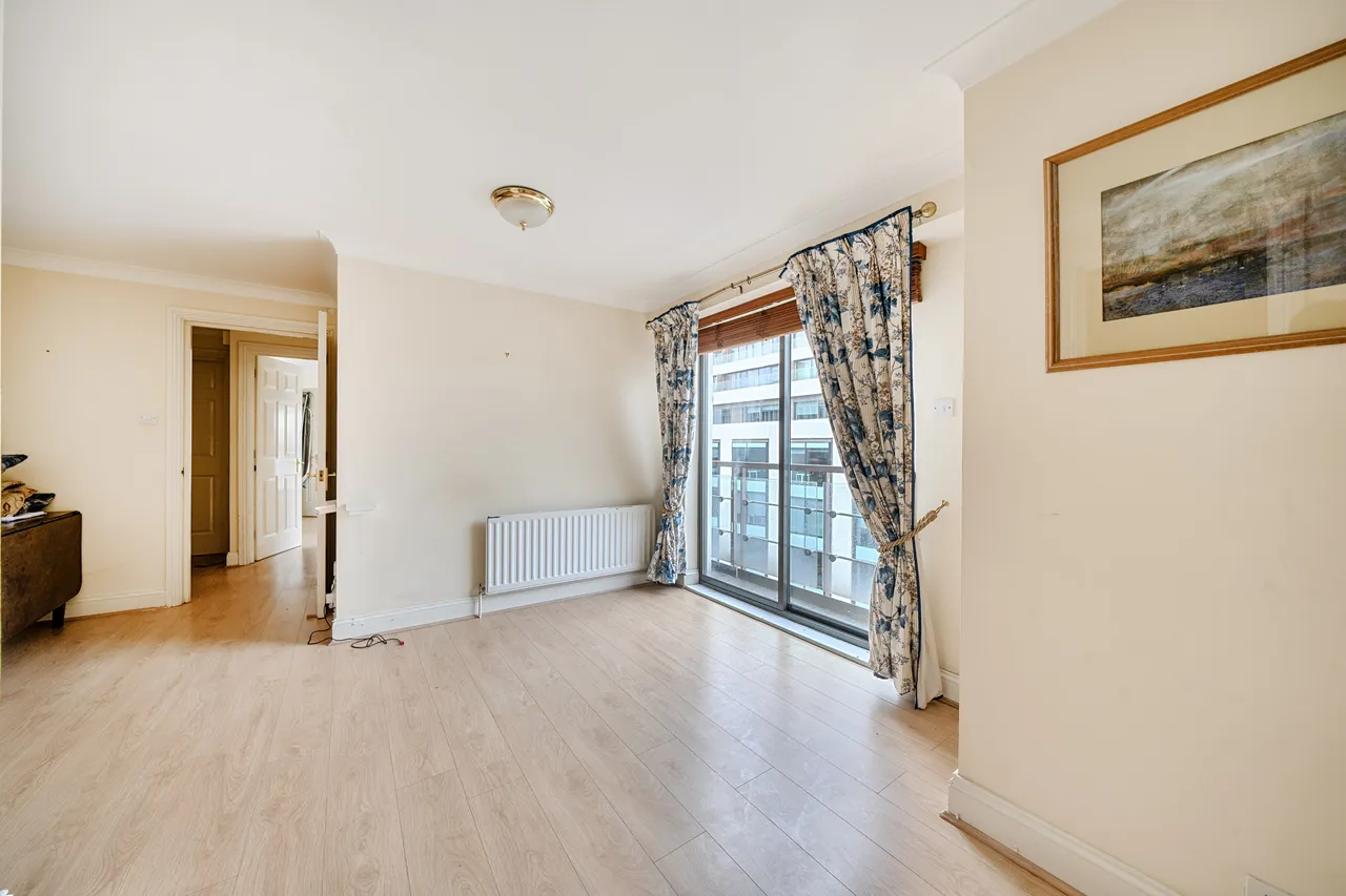 Flat 376, 300 Vauxhall Bridge Road, London, photo 10
