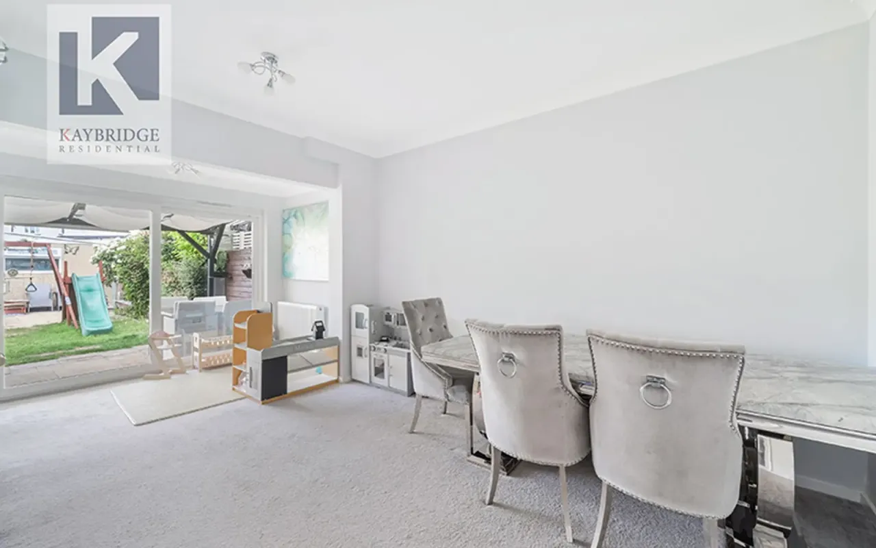 Belfield Road, Epsom, KT19, photo 3