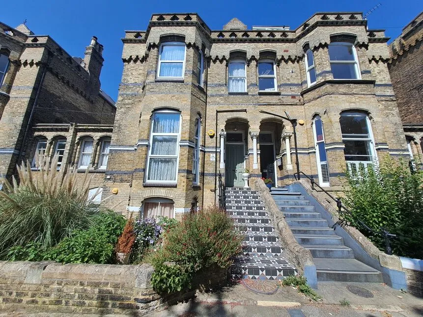7 bed house for sale — Clarendon Road, Margate, Kent, CT9