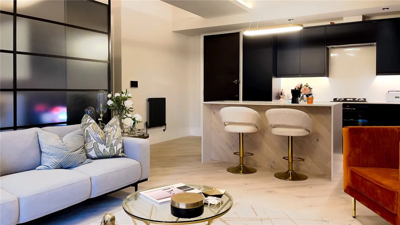 1 bed flat for sale — Arka House, High Road, Whetstone, London, N20 0LH