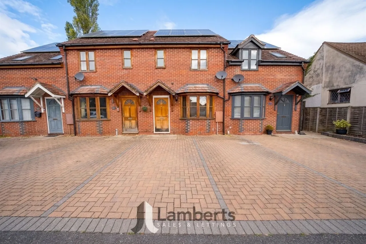 47b High Street, Studley, photo 18