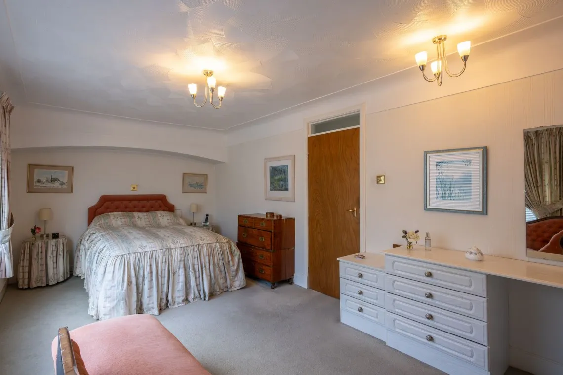 Tarn Brow, Ormskirk, L39, photo 16