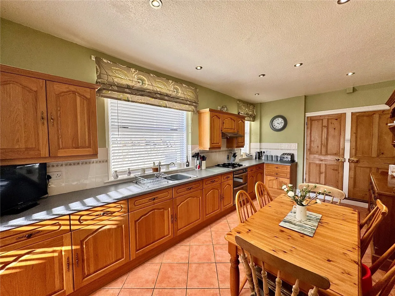 Cardiff Road, Pwllheli, LL53, photo 4
