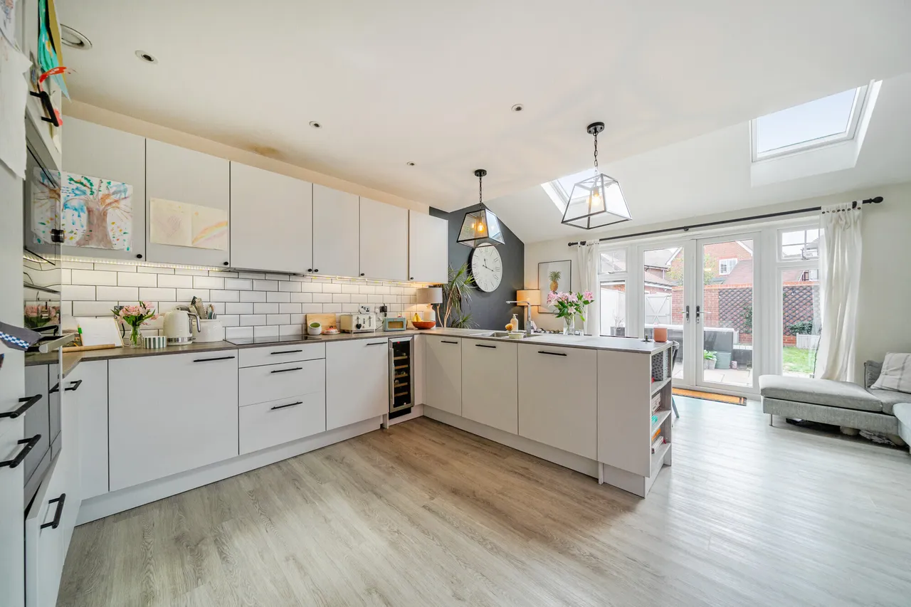 Emerald Avenue, Fleet, GU51, photo 2
