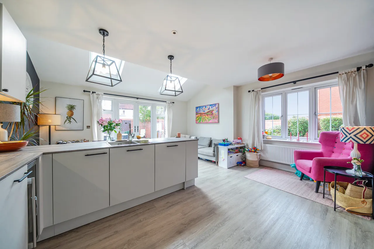 Emerald Avenue, Fleet, GU51, photo 9