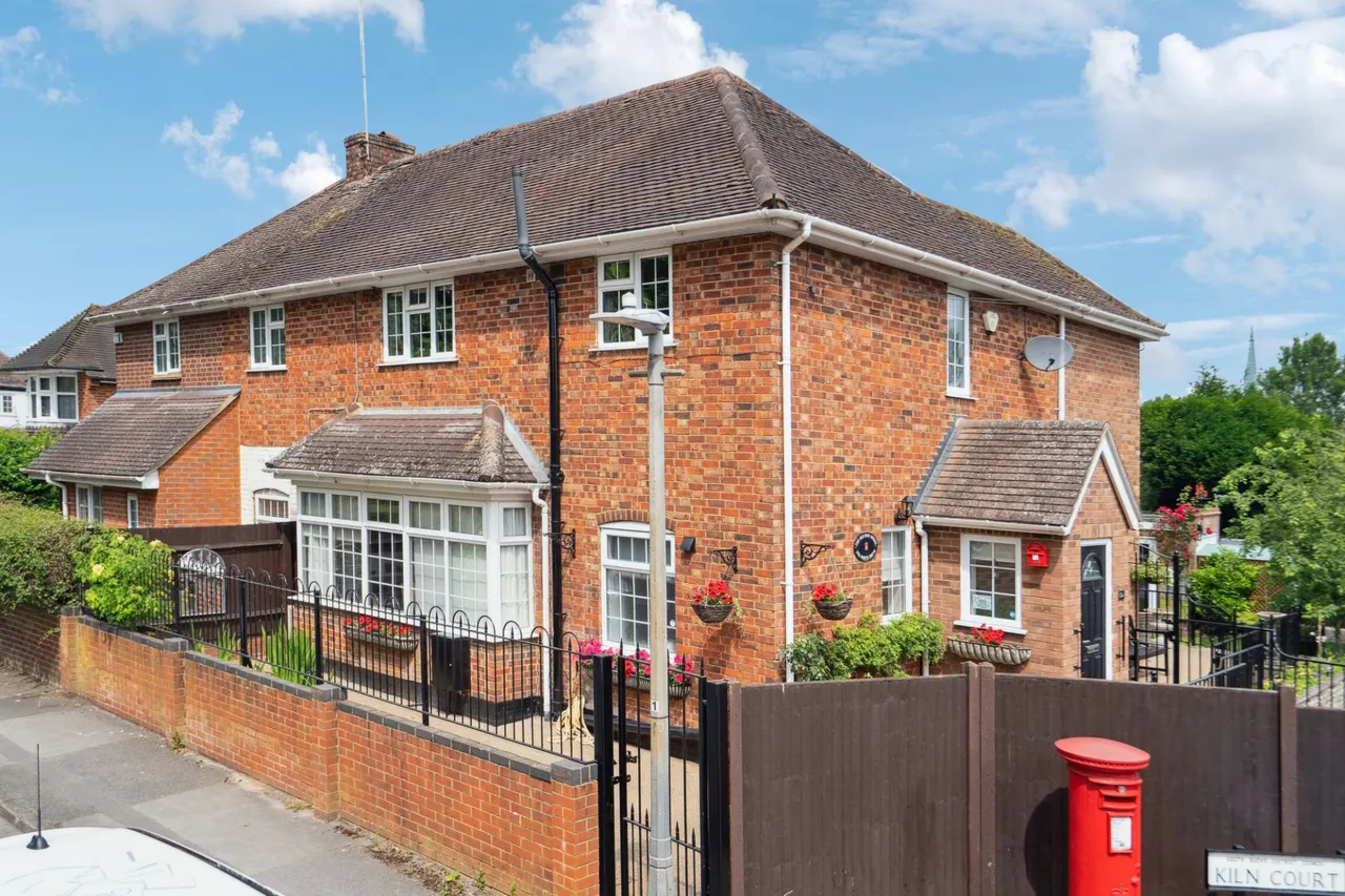 North Drive, Beaconsfield, HP9, photo 18