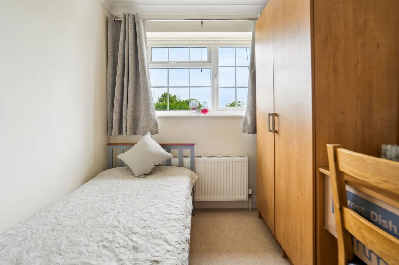 North Drive, Beaconsfield, HP9, photo 14