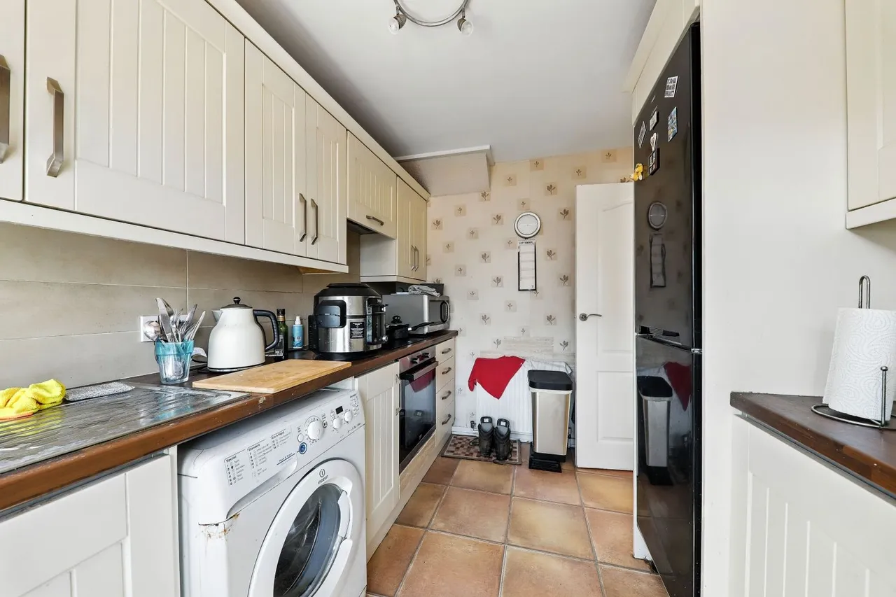 Katrina Grove, Featherstone, WF7, photo 5