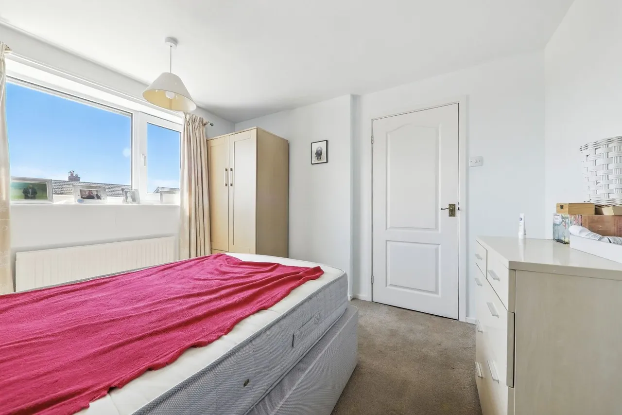 Katrina Grove, Featherstone, WF7, photo 8