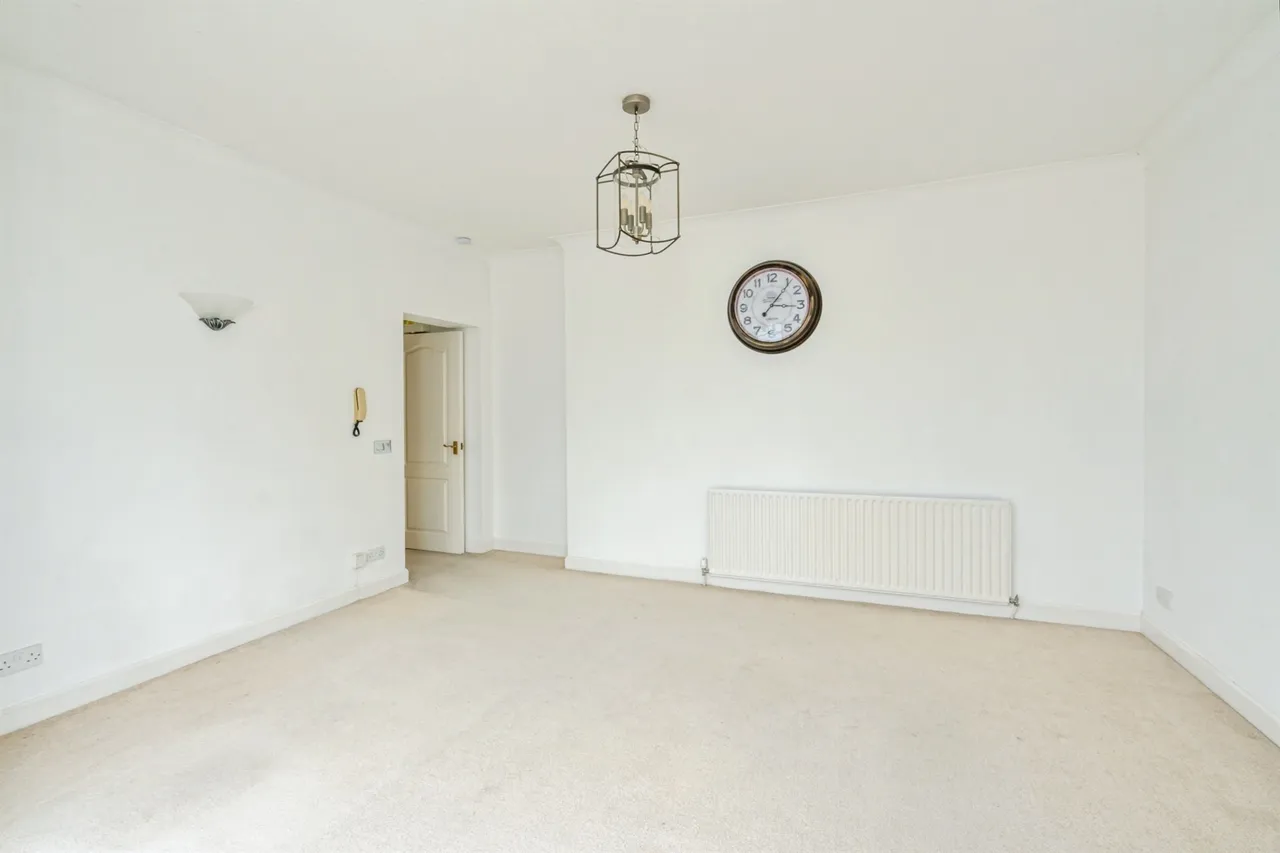 Barnham Road, Barnham, PO22, photo 6