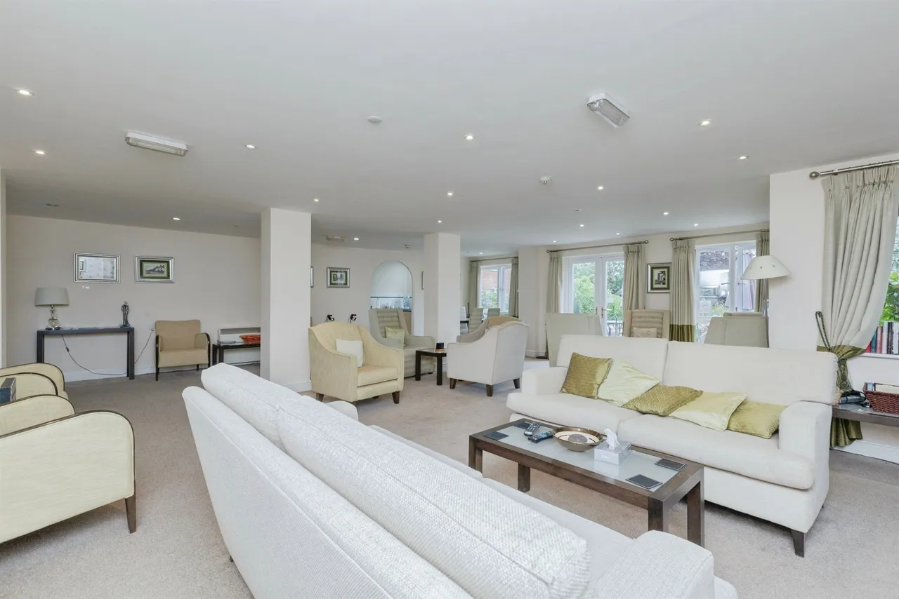 Sandhurst Street, Oadby, LE2, photo 12