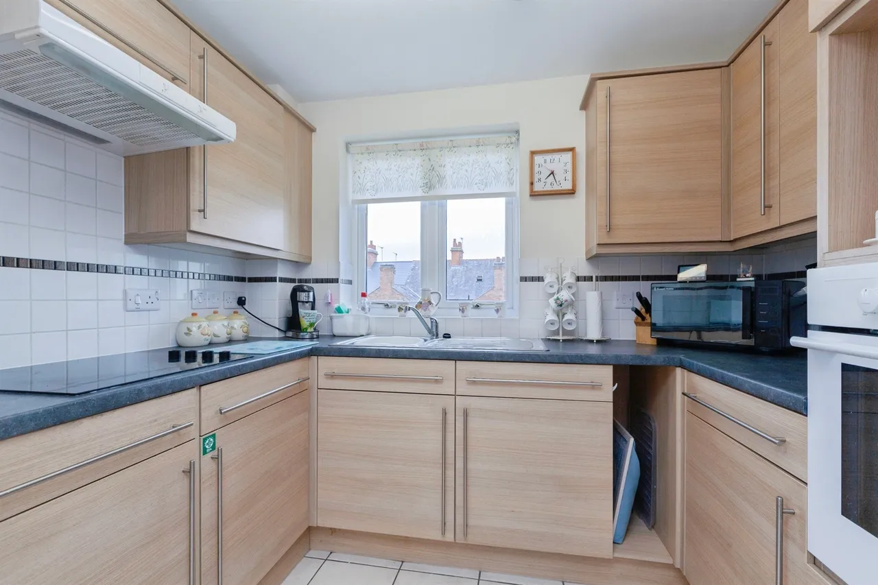 Sandhurst Street, Oadby, LE2, photo 7