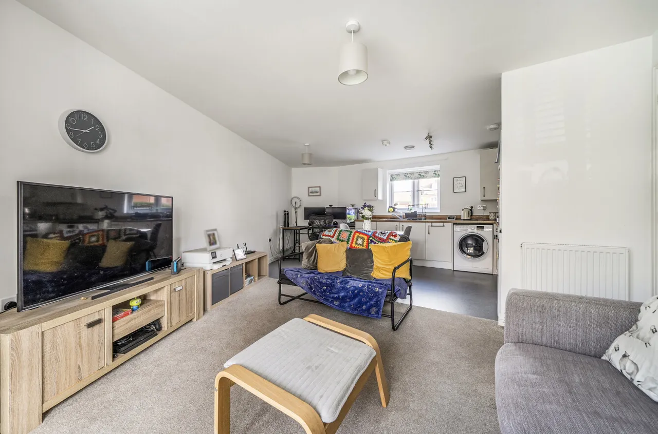 Elm Drive, Woodley, RG5, photo 3