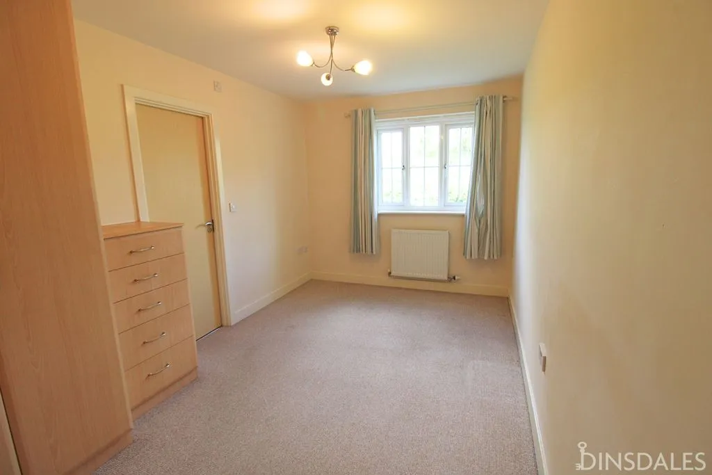 Sandhill Close, Bradford BD8 0DZ, photo 6