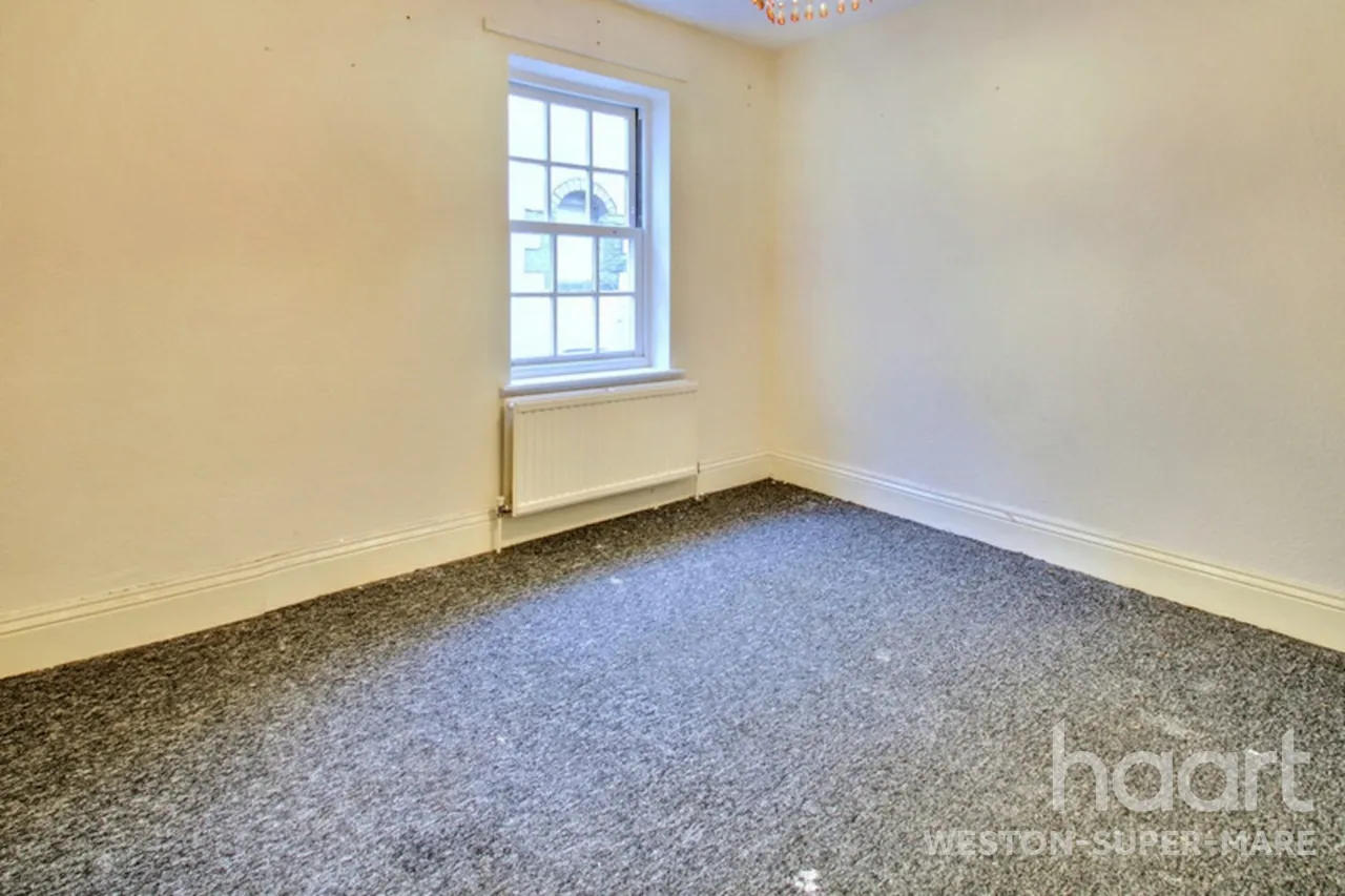 Ellenborough Crescent, BS23, photo 4
