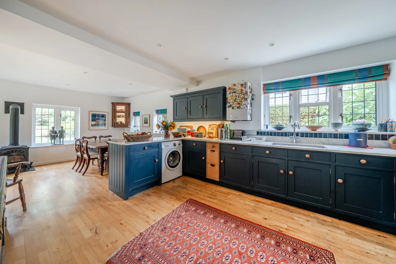Three Stiles Road, Farnham, GU9, photo 3