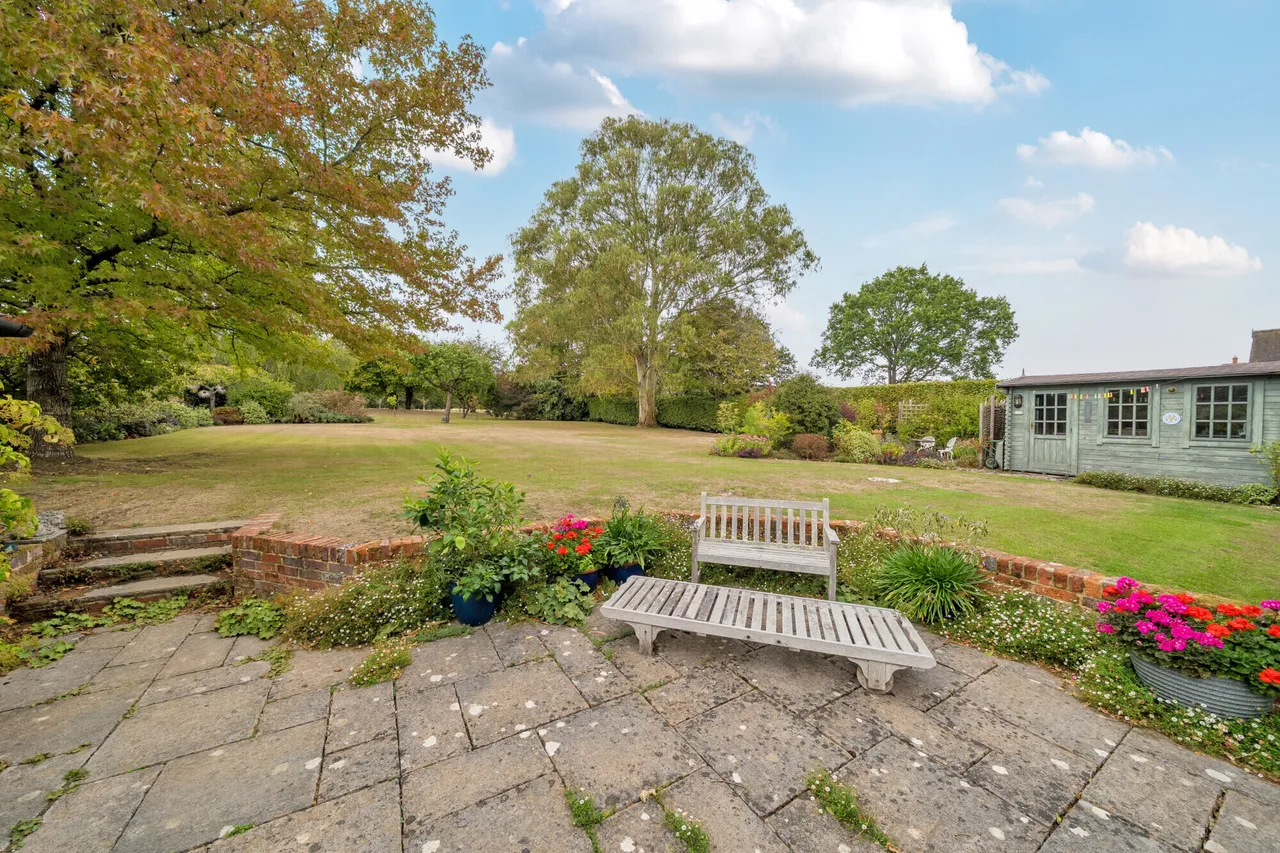 Three Stiles Road, Farnham, GU9, photo 8