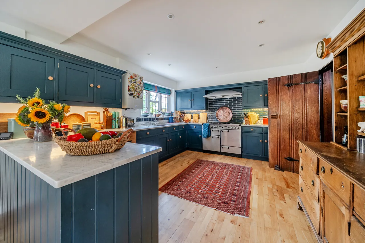 Three Stiles Road, Farnham, GU9, photo 10