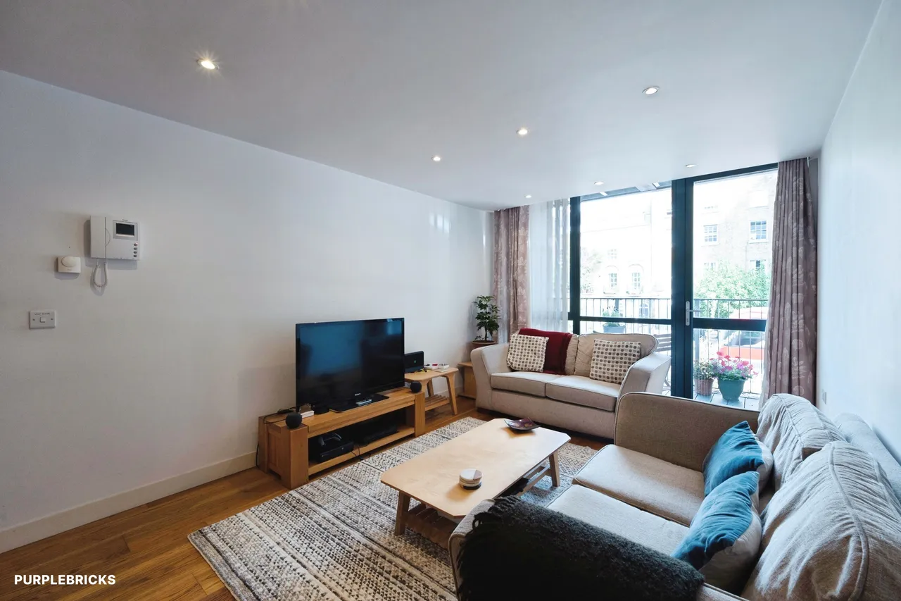 Allgood Street, London, E2, photo 14