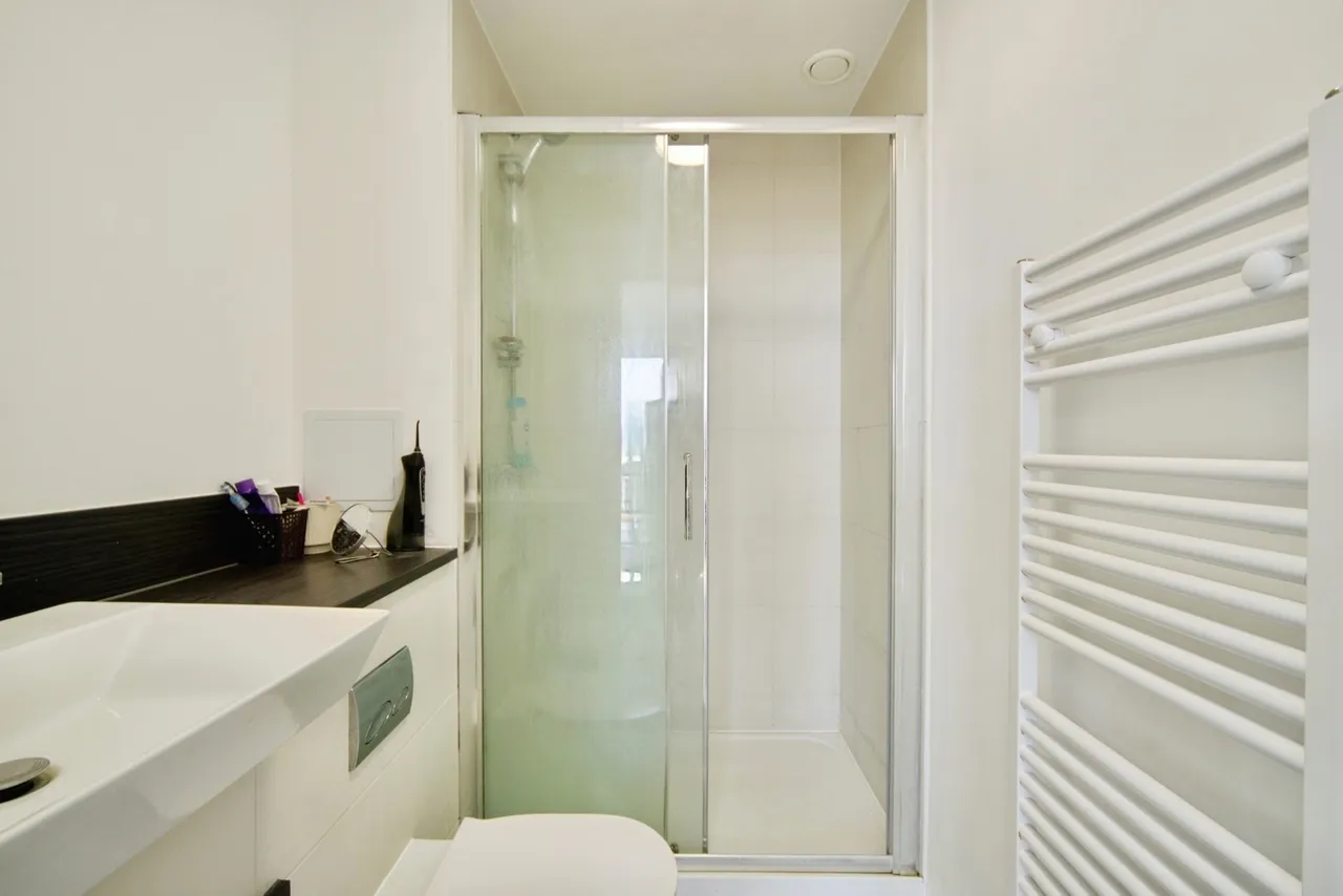 Ron Leighton Way, East Ham, London, E6, photo 9