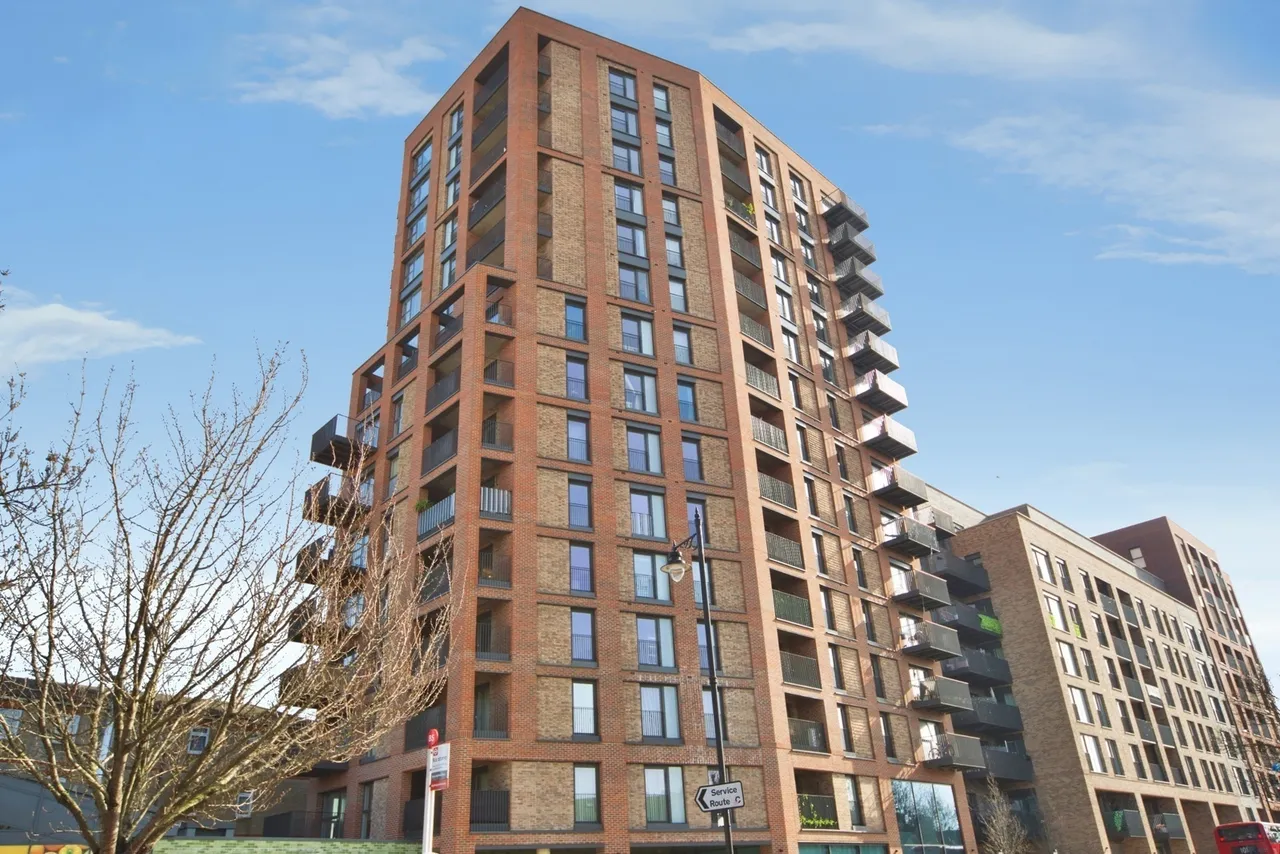 Ron Leighton Way, East Ham, London, E6, photo 12
