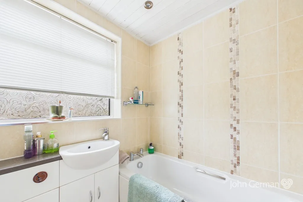 Darnford Close, Stafford, photo 11