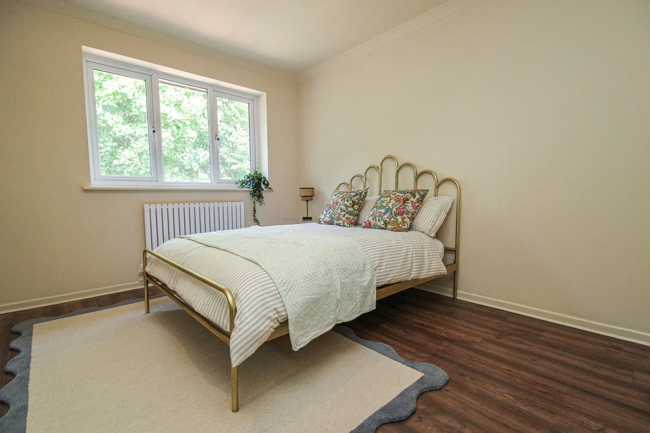 The Cedars, Fleet, GU51 3YL, photo 8
