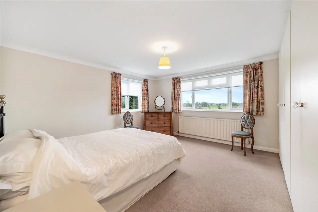 Lower Lane, Bowling Bank, LL13, photo 13
