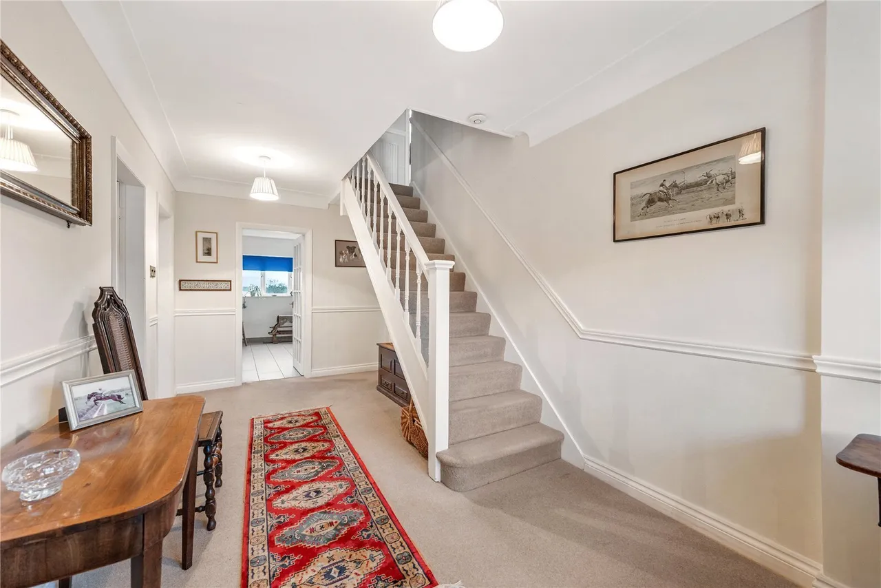 Lower Lane, Bowling Bank, LL13, photo 7