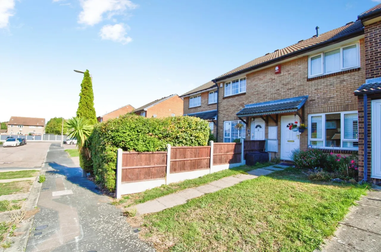 Juniper Way, Romford, RM3, photo 20