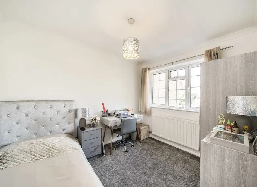 Poplar Grove, New Southgate, N11, photo 6