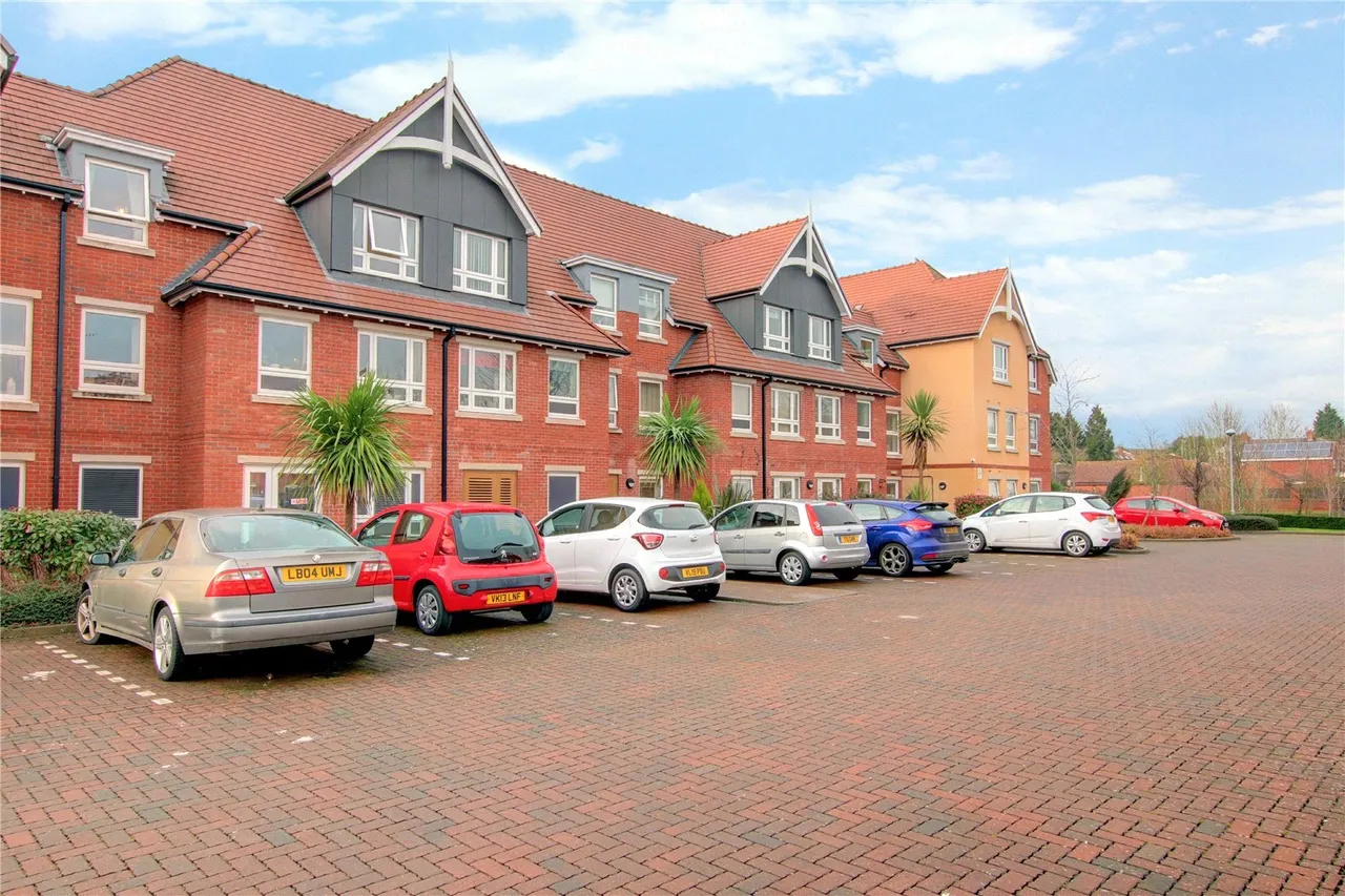 Hanbury Road, Droitwich, Worcestershire, WR9 8GD, photo 13