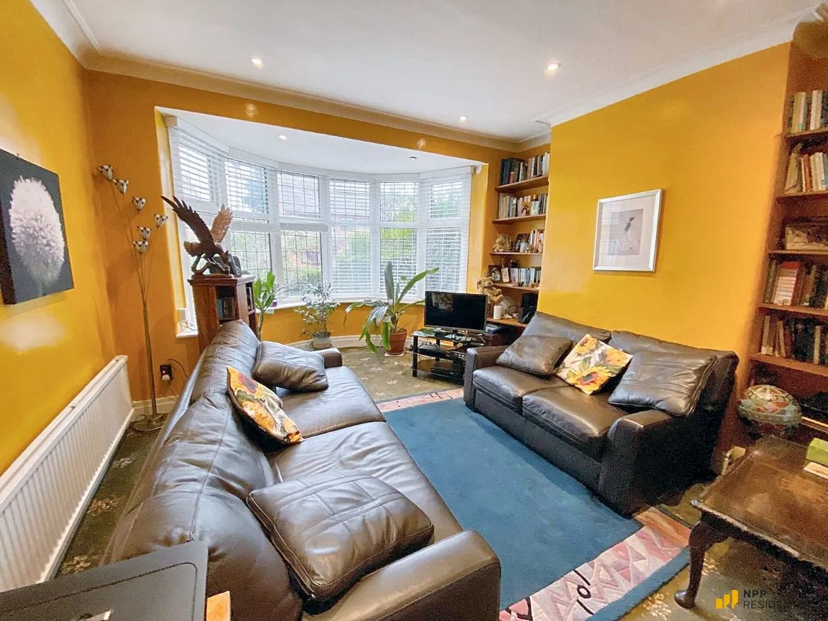 Royle Green Road, Manchester, M22 4NS, photo 2