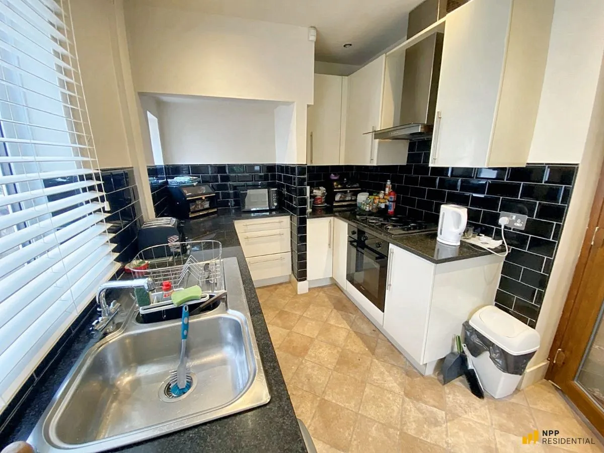 Royle Green Road, Manchester, M22 4NS, photo 14