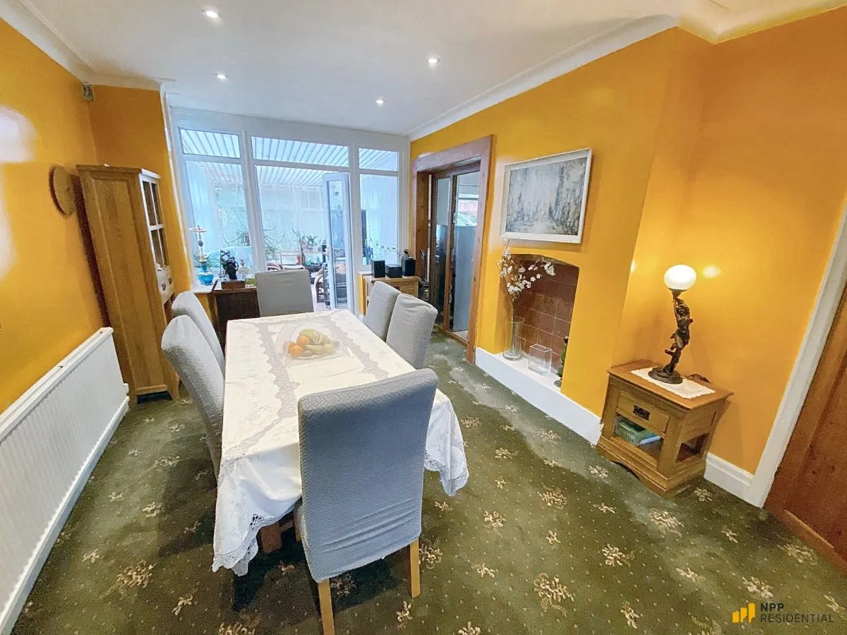 Royle Green Road, Manchester, M22 4NS, photo 9