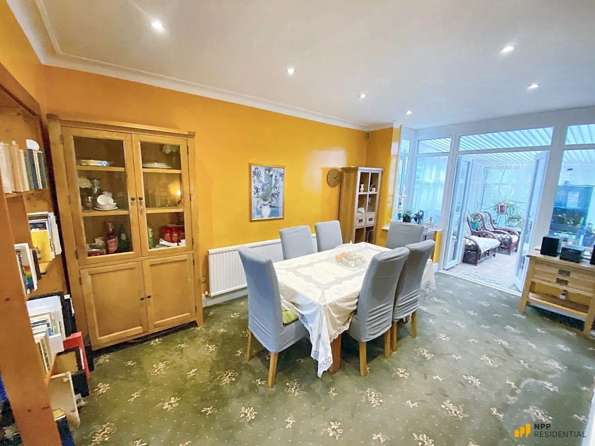Royle Green Road, Manchester, M22 4NS, photo 7