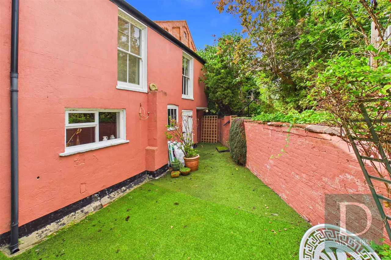 Station Road, Halesworth, IP19, photo 13