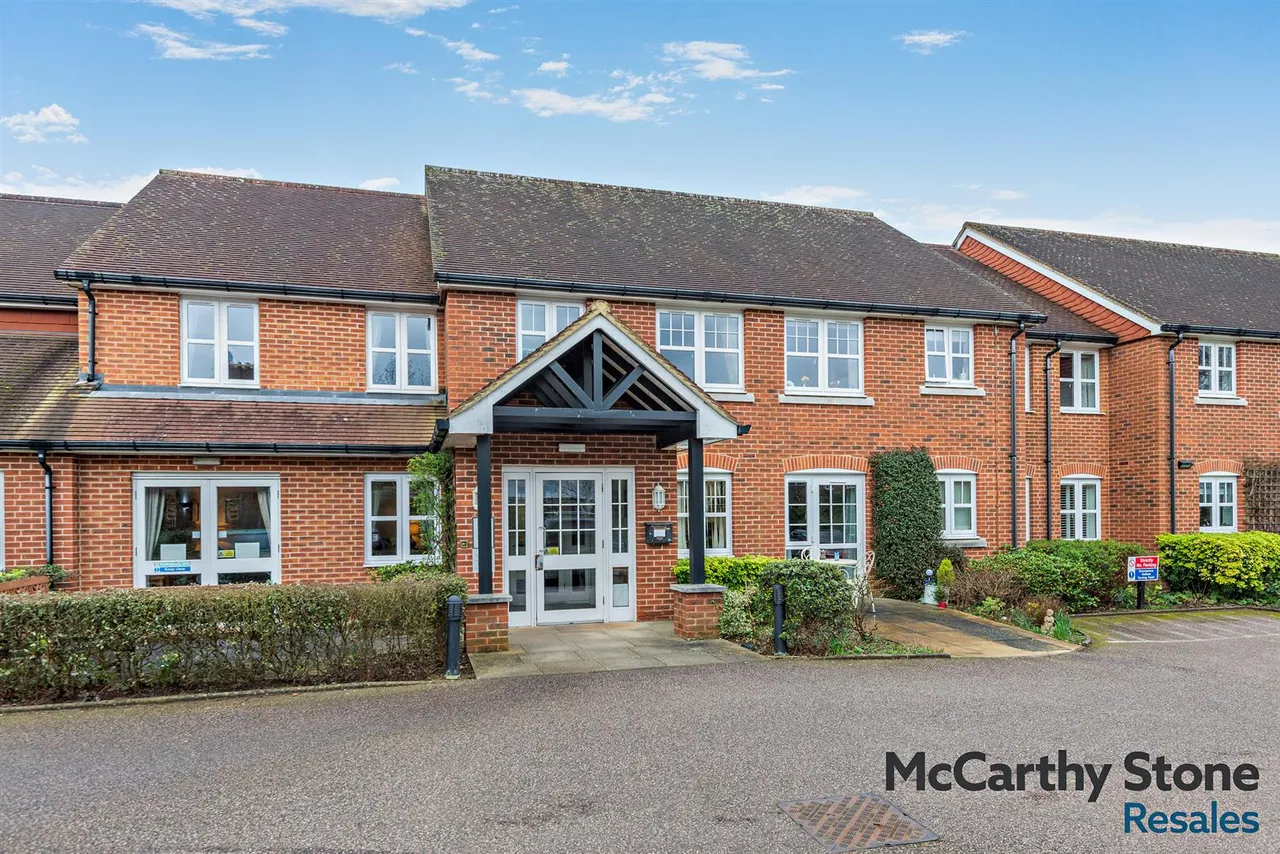 High Street, Epping, CM16, photo 11
