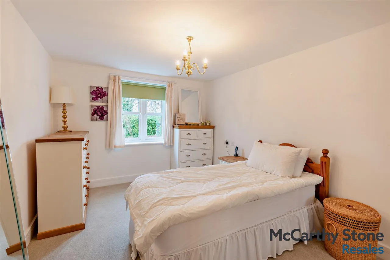 High Street, Epping, CM16, photo 5