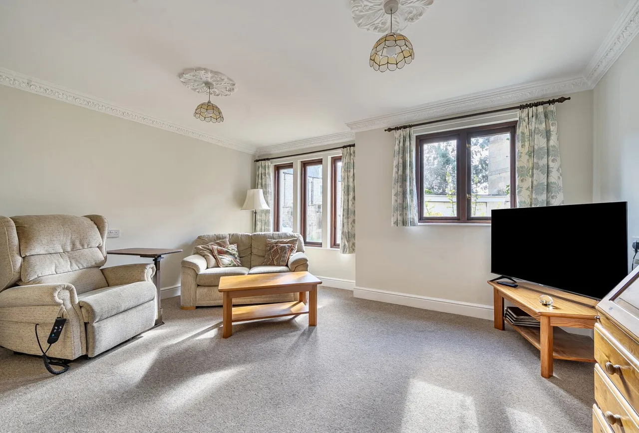 1 bed flat for sale — St. Johns Road, Somerset, Bathwick, BA2 6PL
