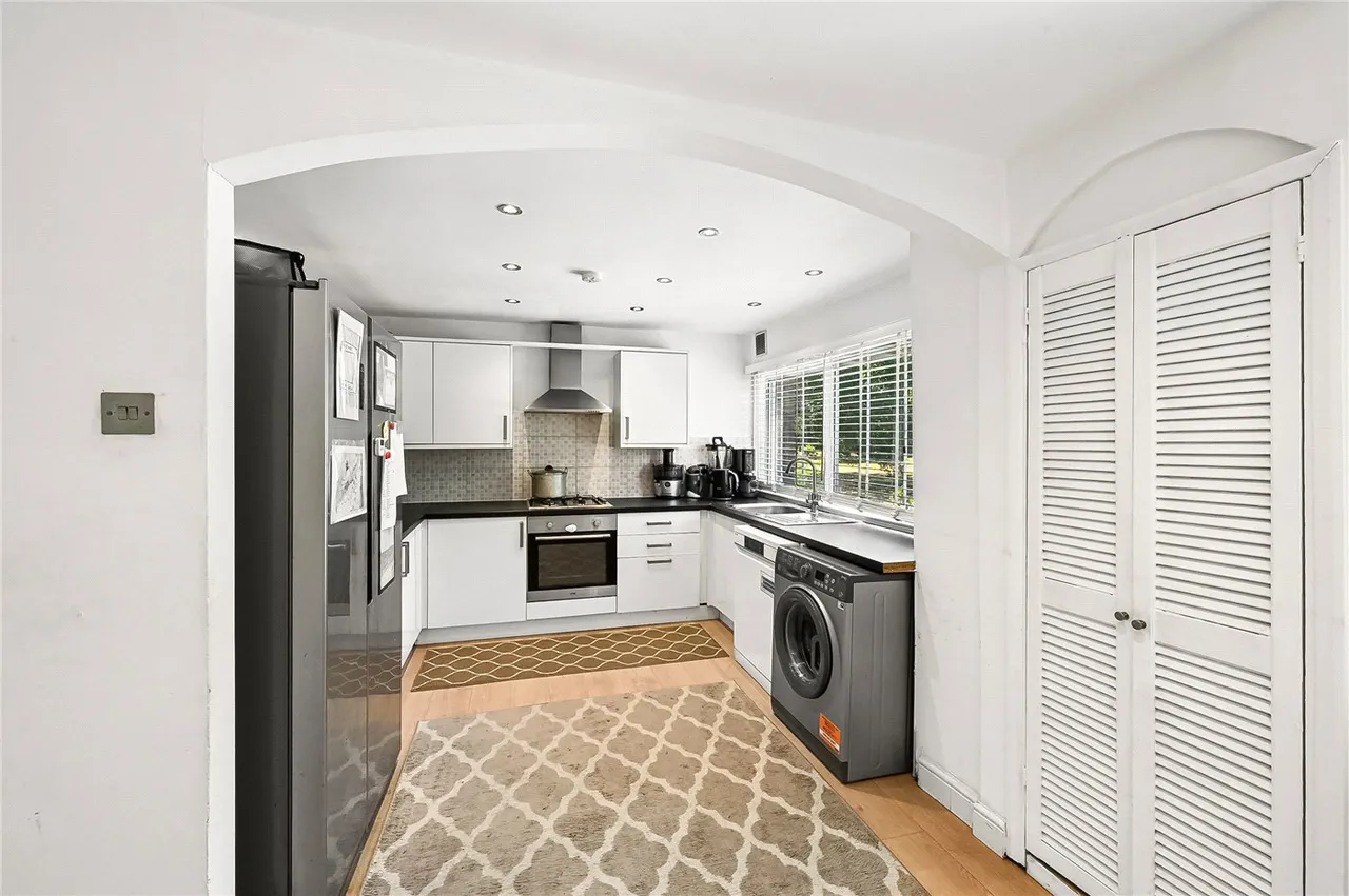Mead Way, Bromley, BR2, photo 11