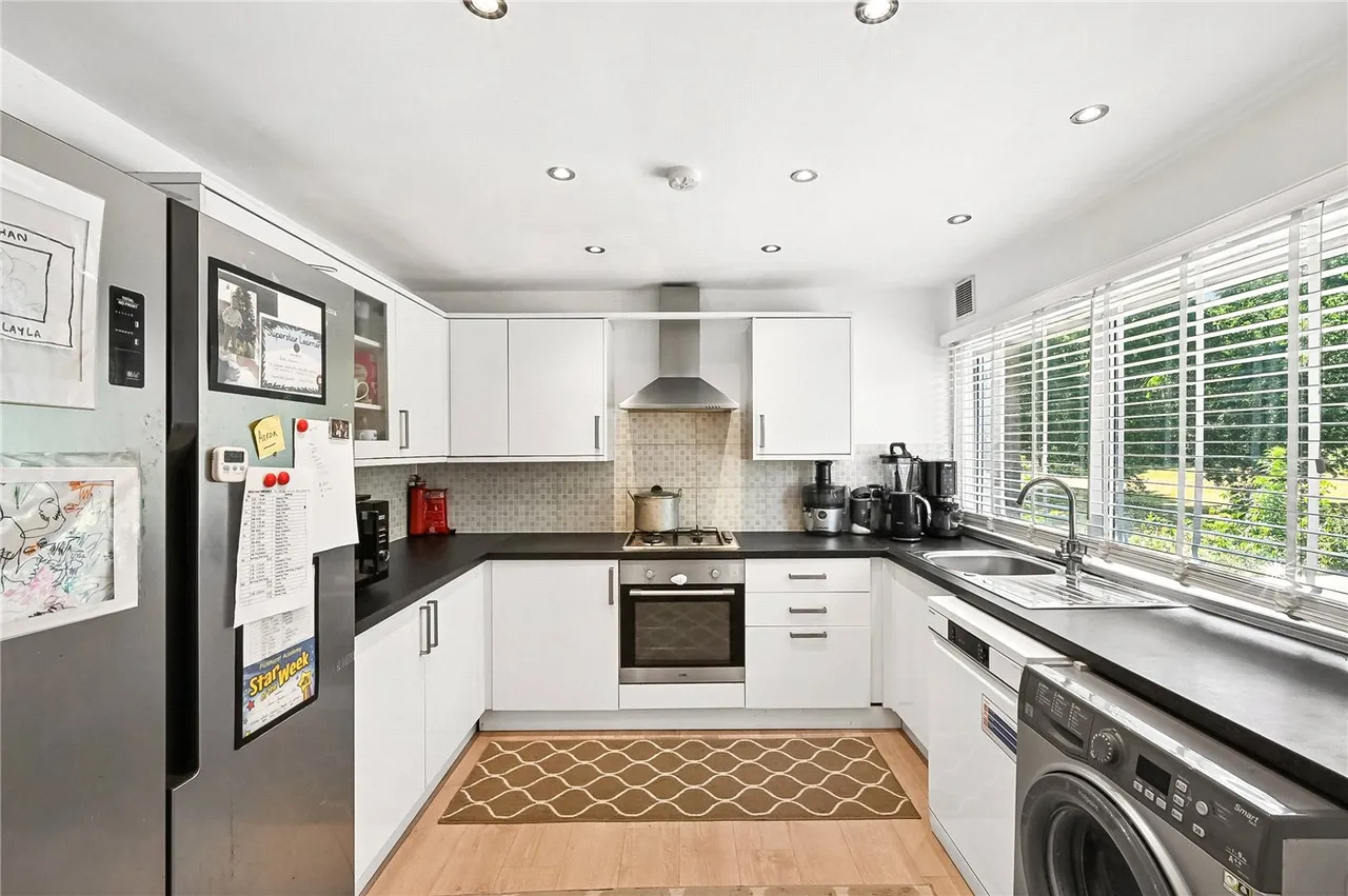 Mead Way, Bromley, BR2, photo 9