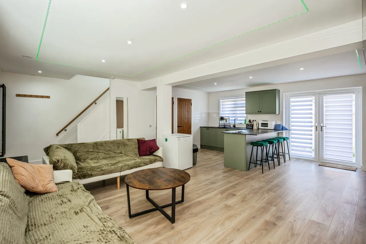 3 bed house for sale, Tudor Hill, Melton Mowbray, LE13